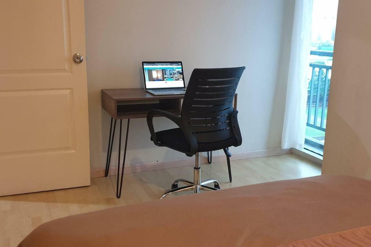 Mandaluyong 2 Bedroom W 2 Queen, 50Hdtv Across Shangrila Mall Манила Экстерьер фото